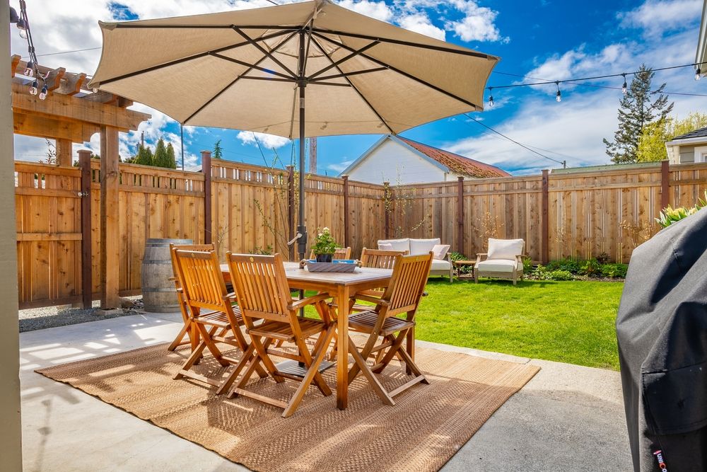 Get Cheap and Cost-Effective Garden Umbrellas