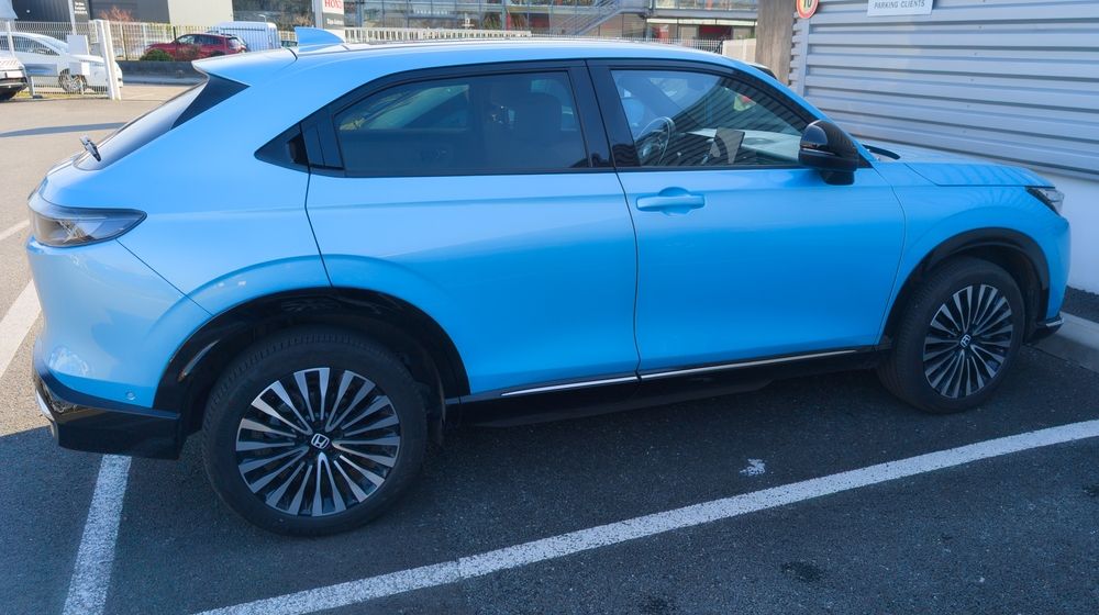 Introducing the 2025 Honda e:Ny1: Futuristic and Eco-Friendly