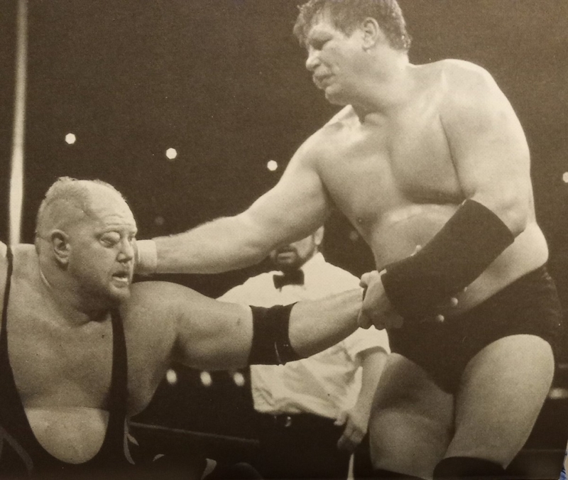 Stan “The Lariat” Hansen vs. Big Van Vader | twitter/WrestlingIsKing