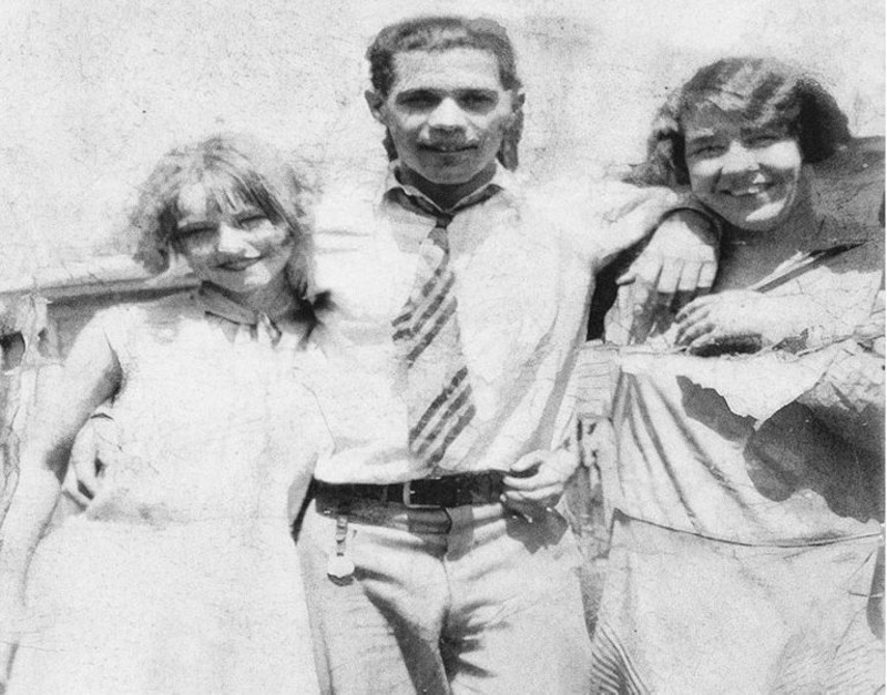 The Real Story Behind Bonnie and Clyde’s Doomed Love | 