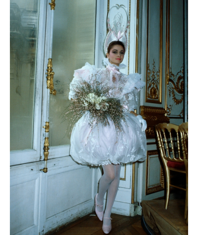 Flower Girl? | Getty Images Photo by Pierre Vauthey/Sygma
