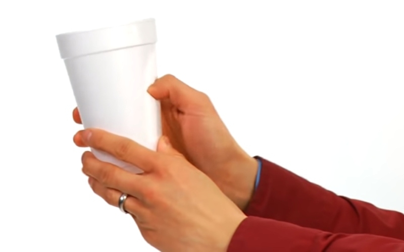 Levitating cup – Secret | Youtube.com/@howcast