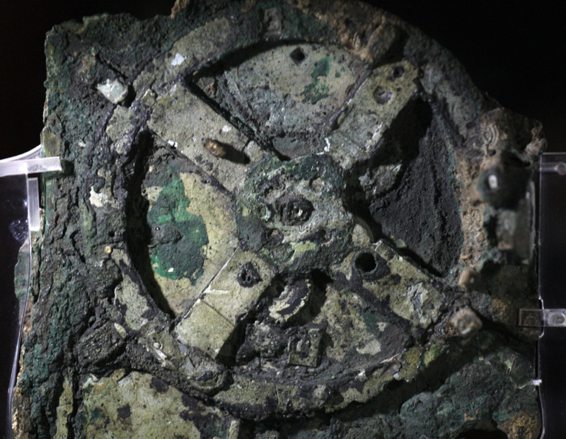 The Antikythera Mechanism | Alamy Stock Photo by Fine Art Images/Heritage Images