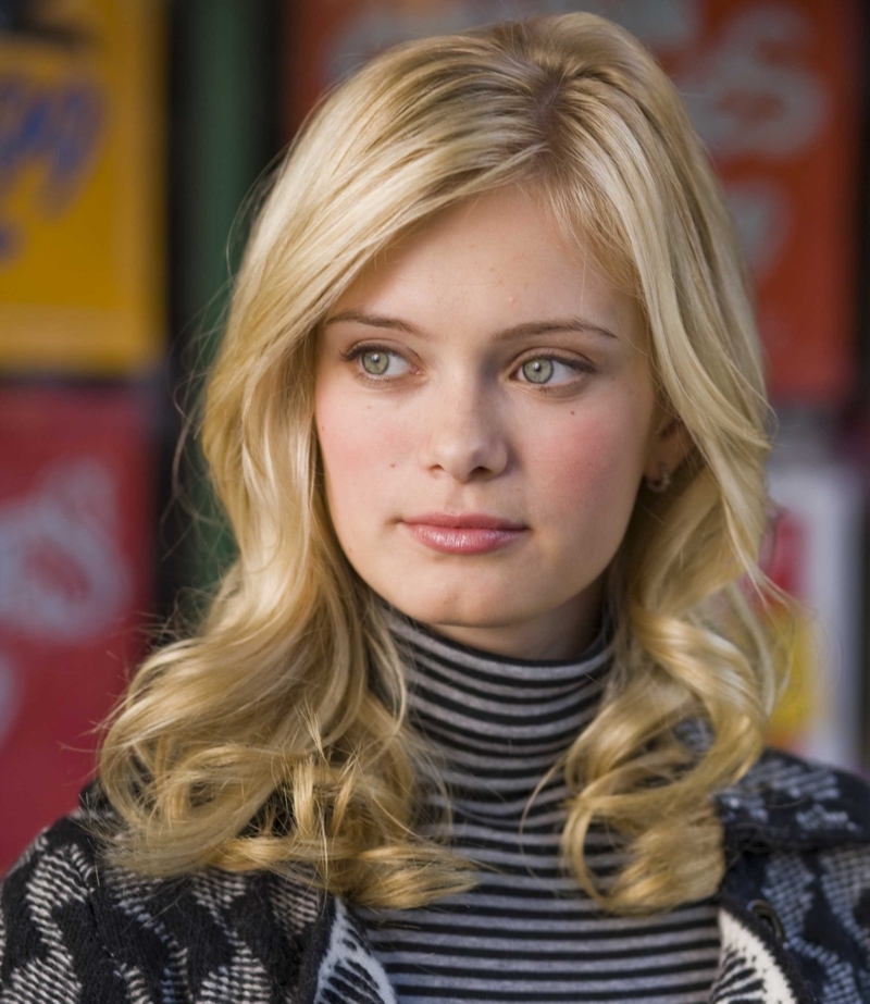 Sara Paxton | Alamy Stock Photo by A7A collection/Photo 12
