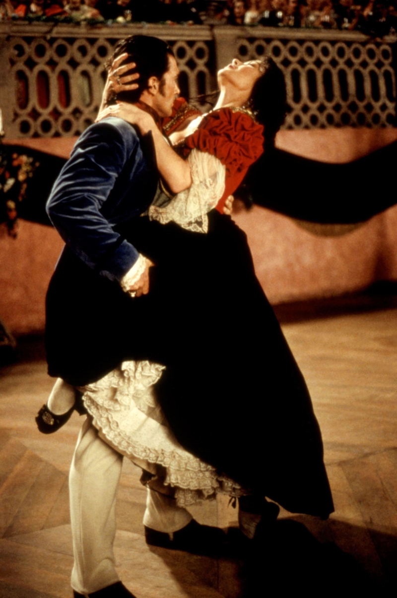 The Passionate Dance in “The Mask of Zorro” | Alamy Stock Photo