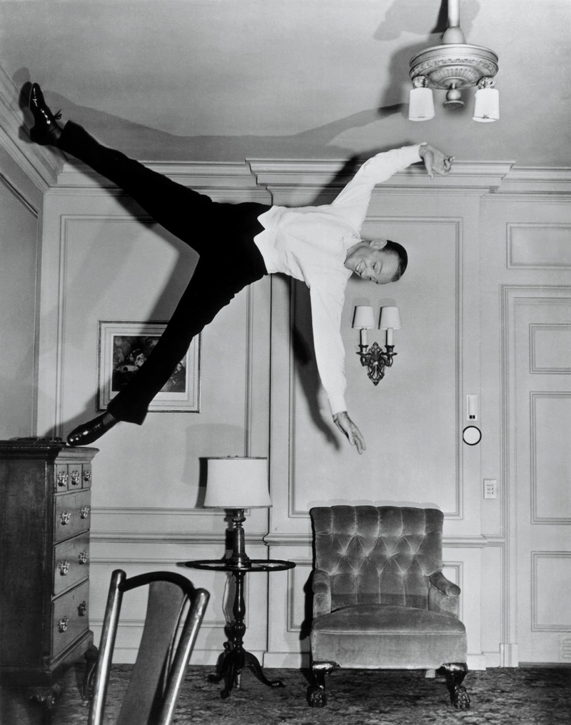 Fred Astaire Dancing on the Ceiling in “Royal Wedding” | Alamy Stock Photo