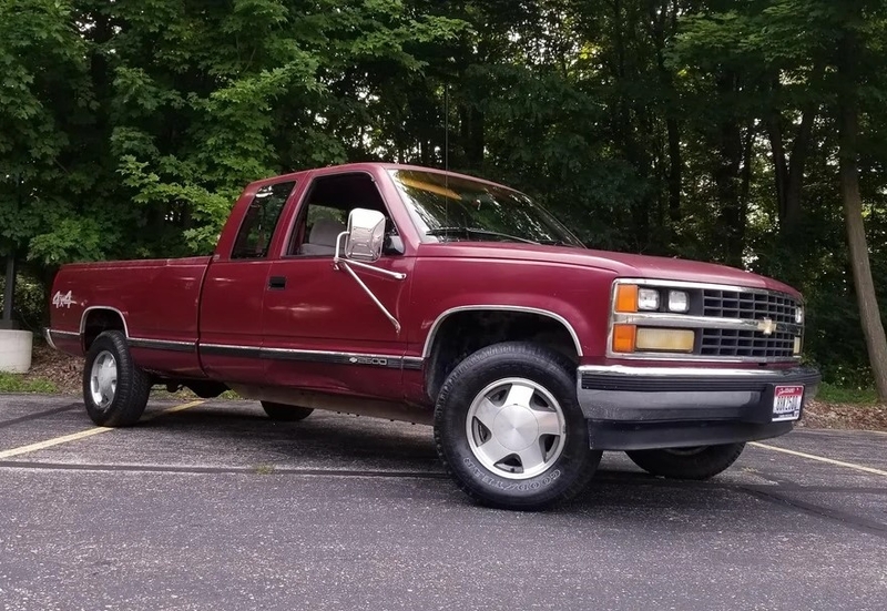 The Chevrolet K2500 Became Rusty Over the Generations | Reddit.com/DatScoot77