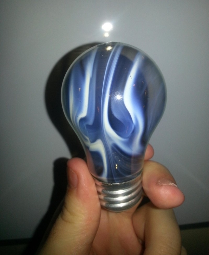 What if a Lightbulb Burned Out? | Imgur.com/BetterMixMaster
