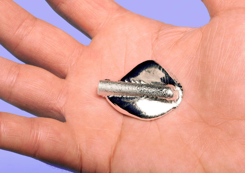 What if You Held a Piece of Gallium? | Alamy Stock Photo