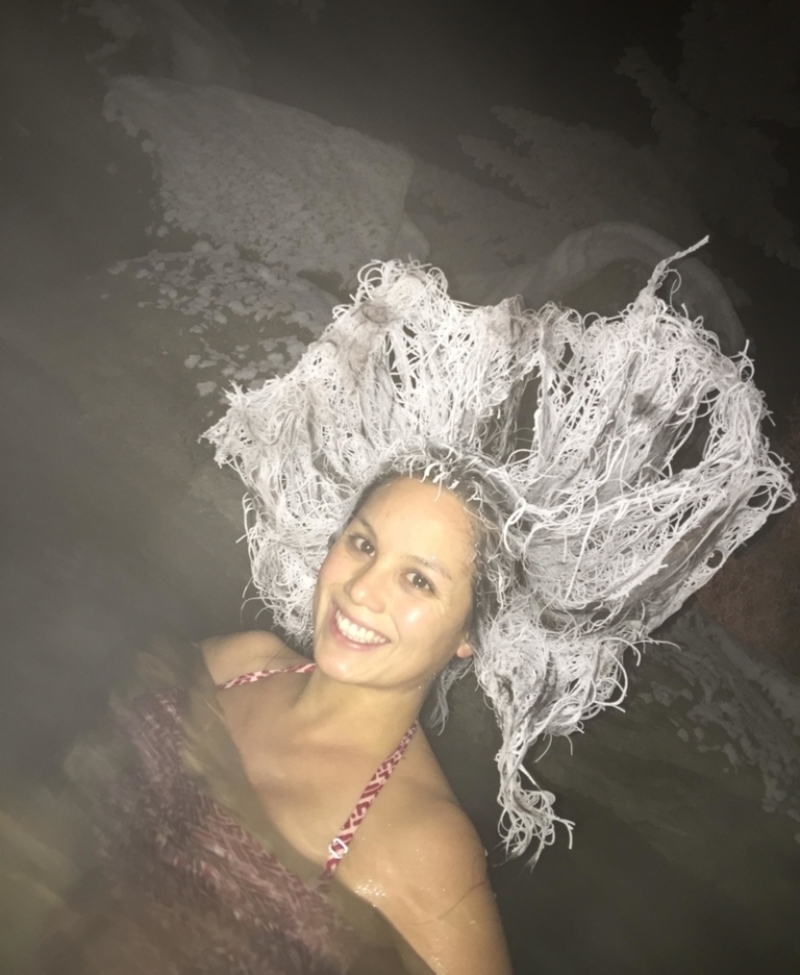 What if You Exposed Your Hair to -20º F Temperatures While Sitting in a Hot Spring? | Imgur.com/OcSMUcI