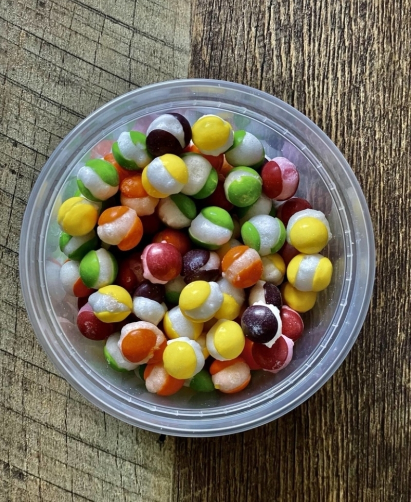 What if You Freeze-Dried Skittles? | Imgur.com/nRL38d0
