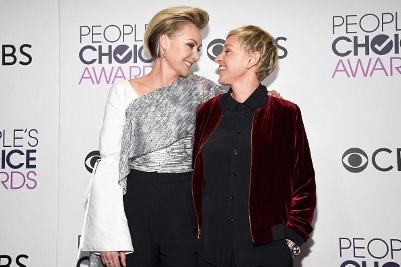 Ellen DeGeneres und Portia de Rossi | Getty Images Photo by Kevork Djansezian