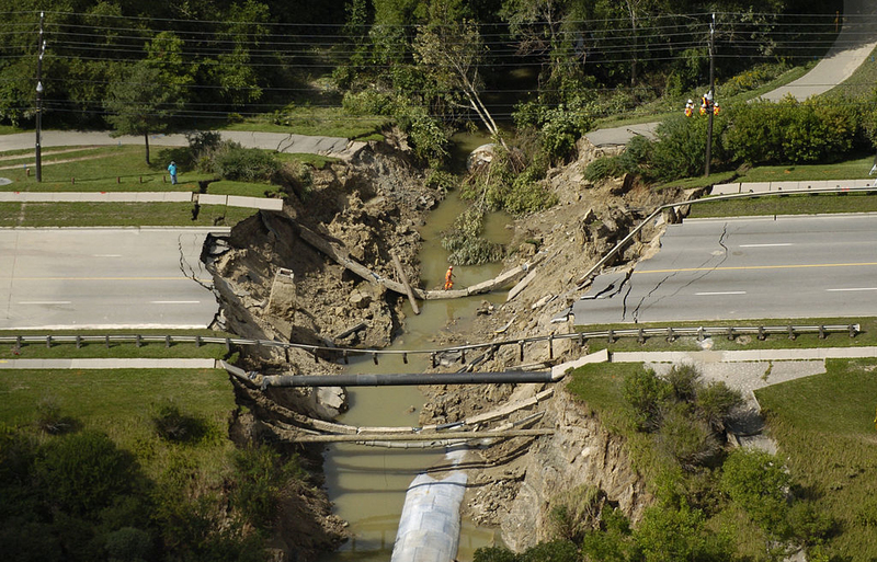 Colapso de la carretera | Getty Images Photo by Lucas Oleniuk/Toronto Star 