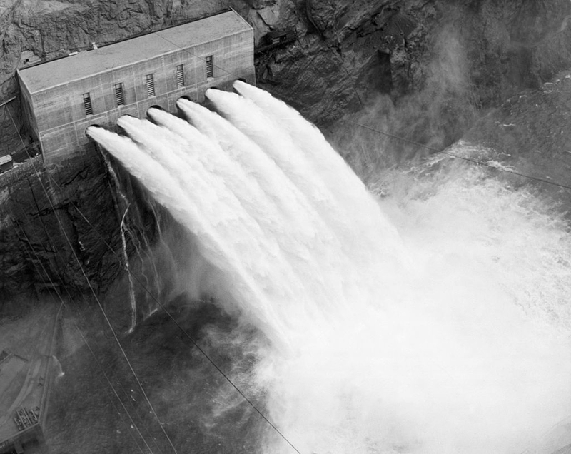 Du wirst nicht glauben, was Forscher entdeckt haben, als sie das Wasser aus den Niagarafällen abgelassen haben | Getty Images Photo by Bettmann