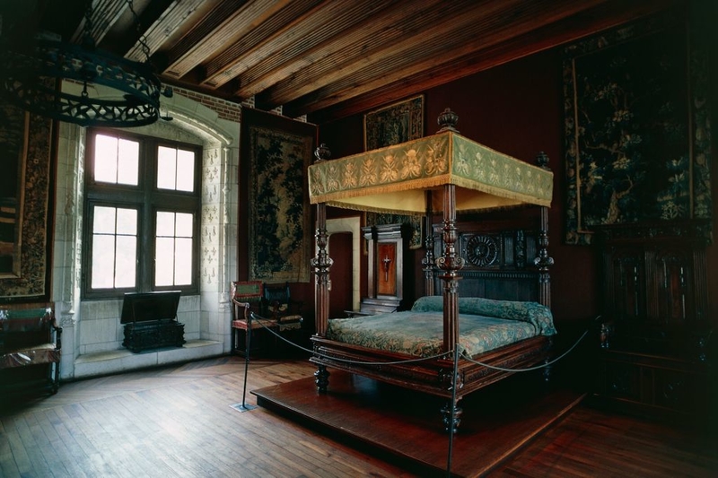 La cama con dosel se inventó en la Edad Media | Getty Images Photo by DEA/G. SIOEN