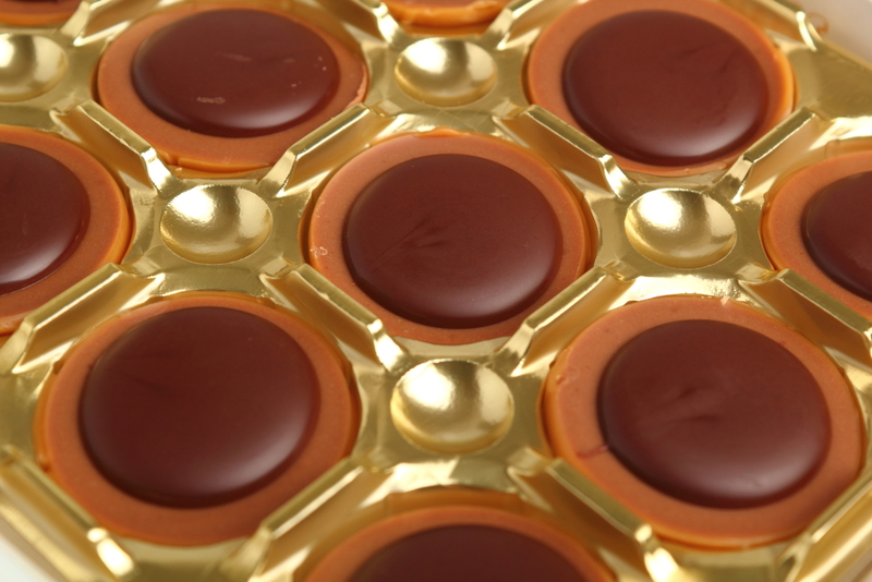 Pequeños agujeros en las cajas de chocolate | Shutterstock