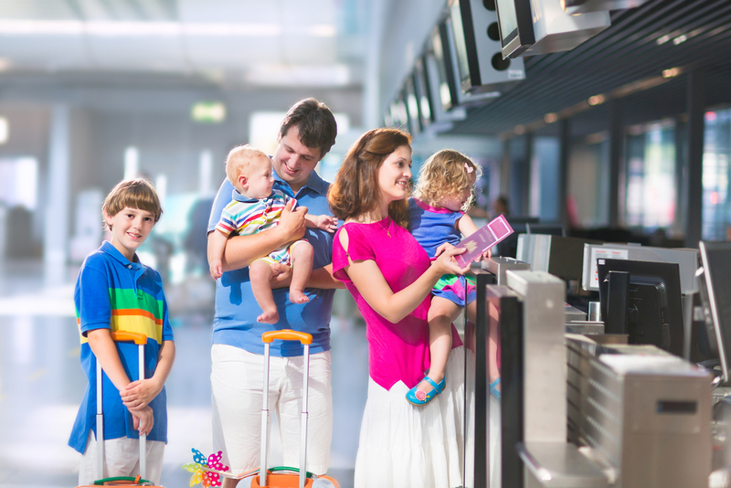 Traveling Kids | Shutterstock