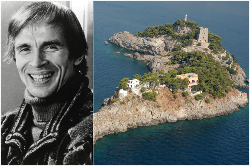 Rudolf Nureyev - Il Gallo Lungo, Amalfi Coast, Italien | Alamy Stock Photo by PictureLux/The Hollywood Archive & Shutterstock
