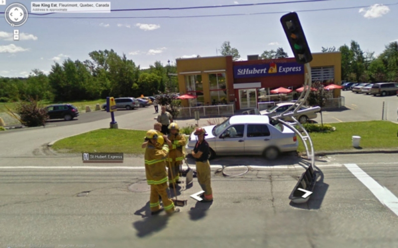 Eine Ampel im Auto | Imgur.com/KdqsTrS via Google Street View