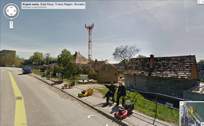 Die Rasenmäher-Mafia | Facebook/@FunAndLaughEnjoy via Google Street View