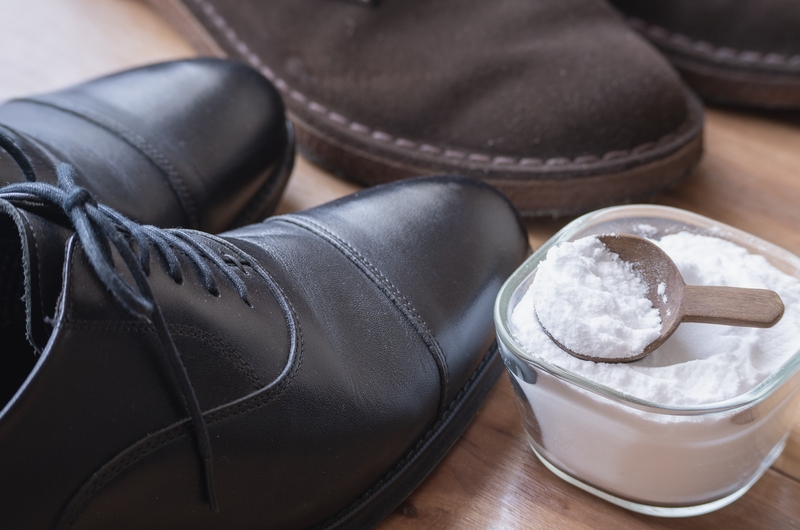Bicarbonato y zapatos malolientes | Shutterstock