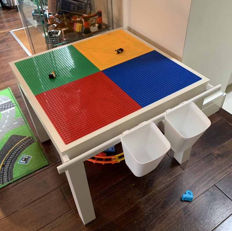Mesa para guardar LEGOS | Reddit.com/jlowe2208