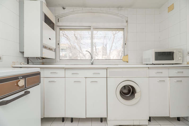 Aburridos electrodomésticos de color blanco | Alamy Stock Photo by Tomás Llamas Quintas