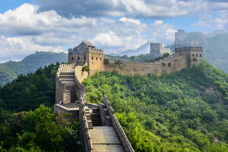 The Very Big Wall | Shutterstock