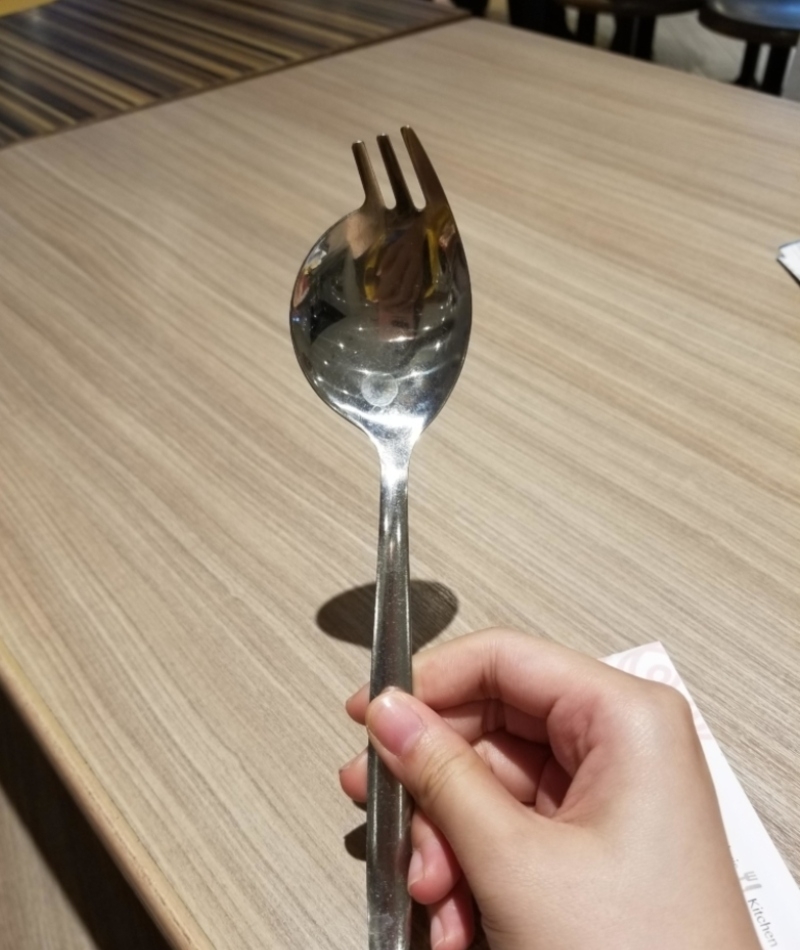 ¿Es un tenedor? ¿Es una cuchara? | Reddit.com/MarshieMon