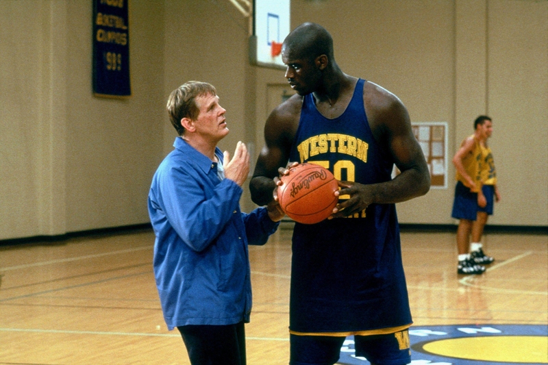 Shaquille O’Neal – 7’1″ | Alamy Stock Photo by Cinematic Collection/PARAMOUNT