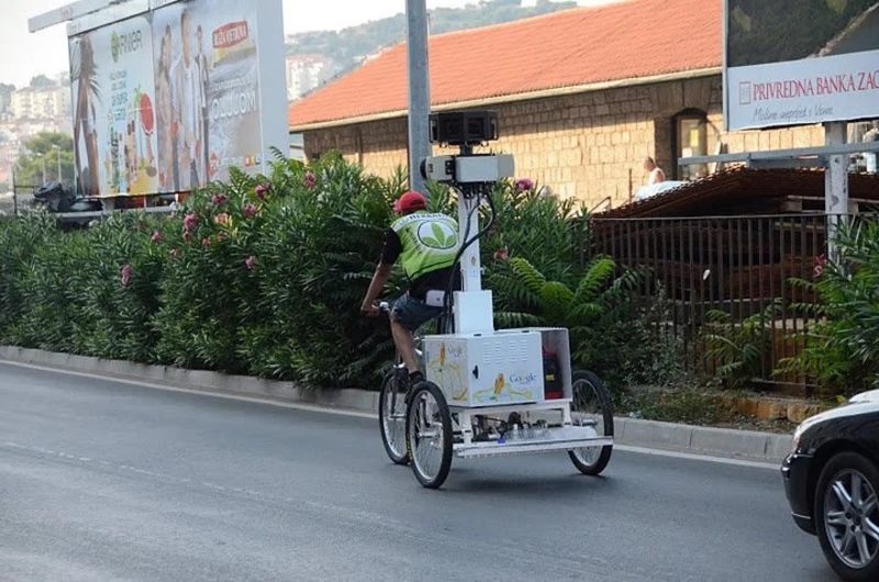 Google Street Tricycle | Reddit.com/brooklynite via Google Street View